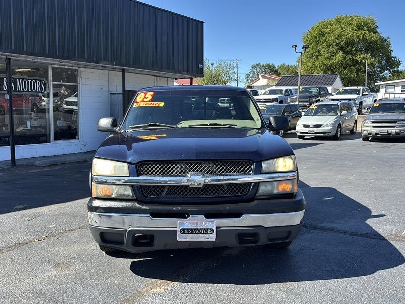 Chevrolet Silverado 1500 LS Crew Cab 2WD 2005