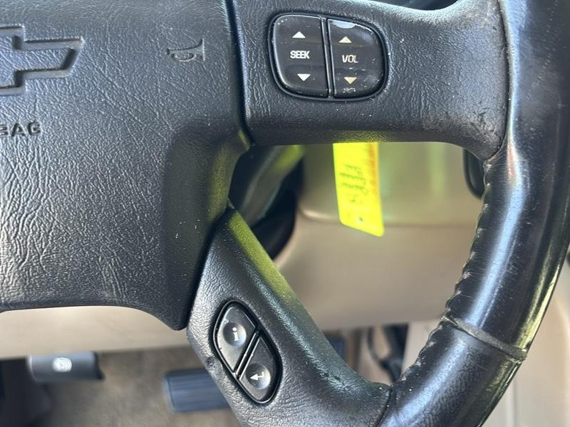Chevrolet Silverado 1500 LS Crew Cab 2WD 2005