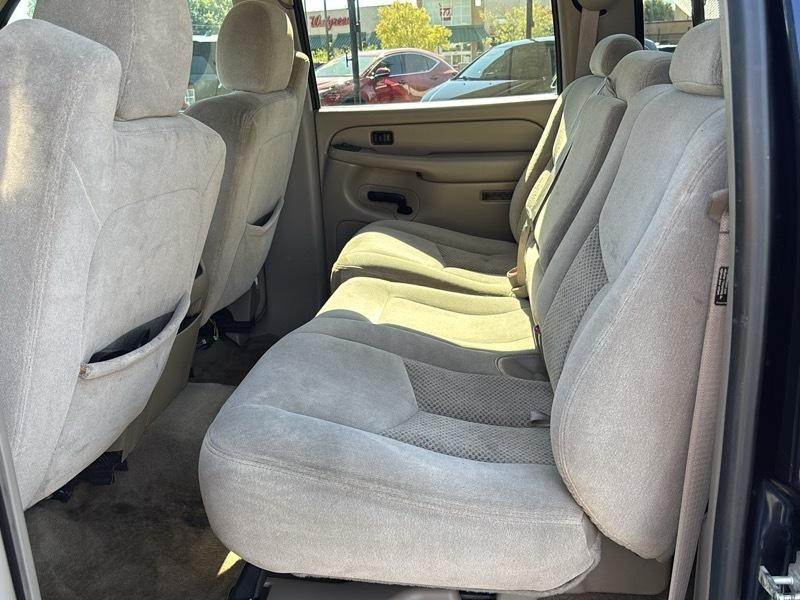 Chevrolet Silverado 1500 LS Crew Cab 2WD 2005