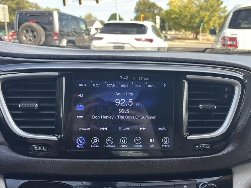 Chrysler Pacifica Touring-L 2017