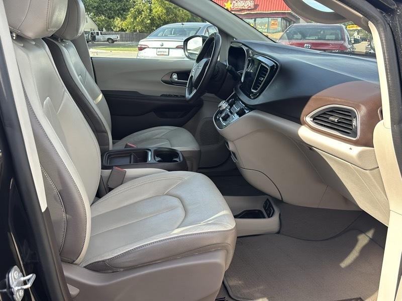 Chrysler Pacifica Touring-L 2017