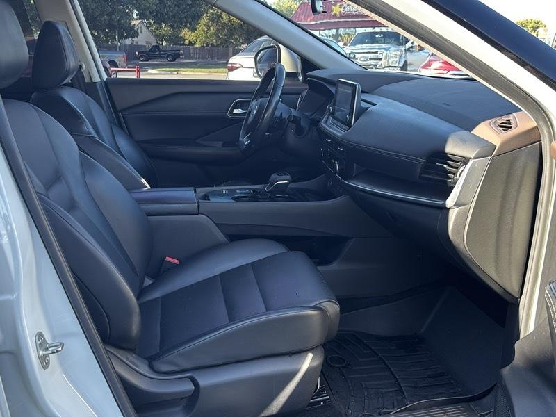 Nissan Rogue SV 2021