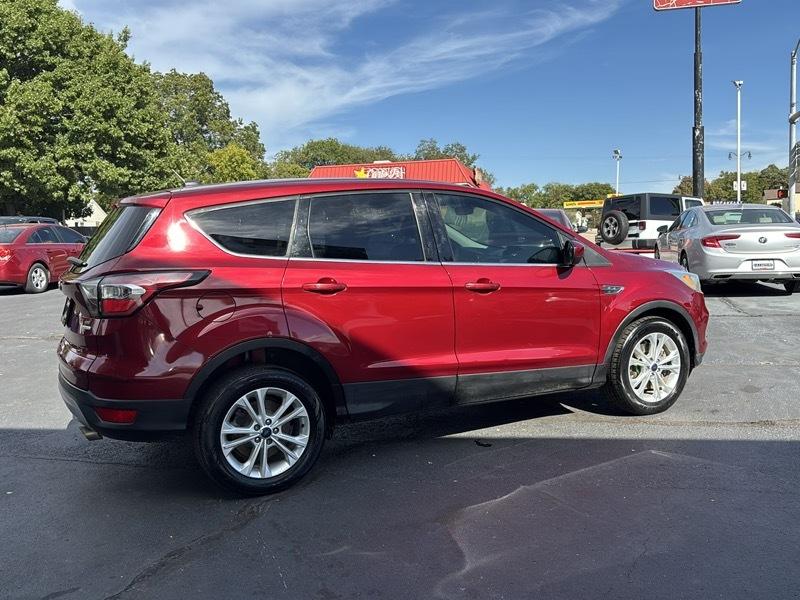 Ford Escape SE FWD 2017