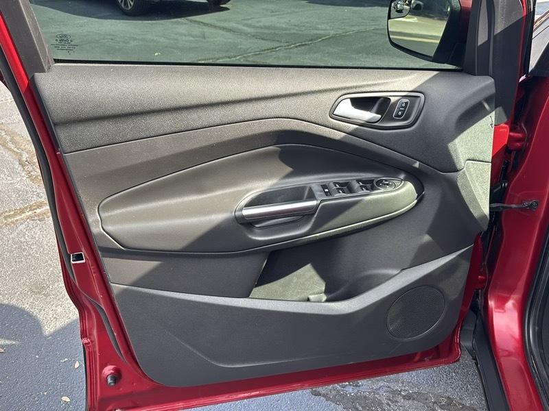 Ford Escape SE FWD 2017
