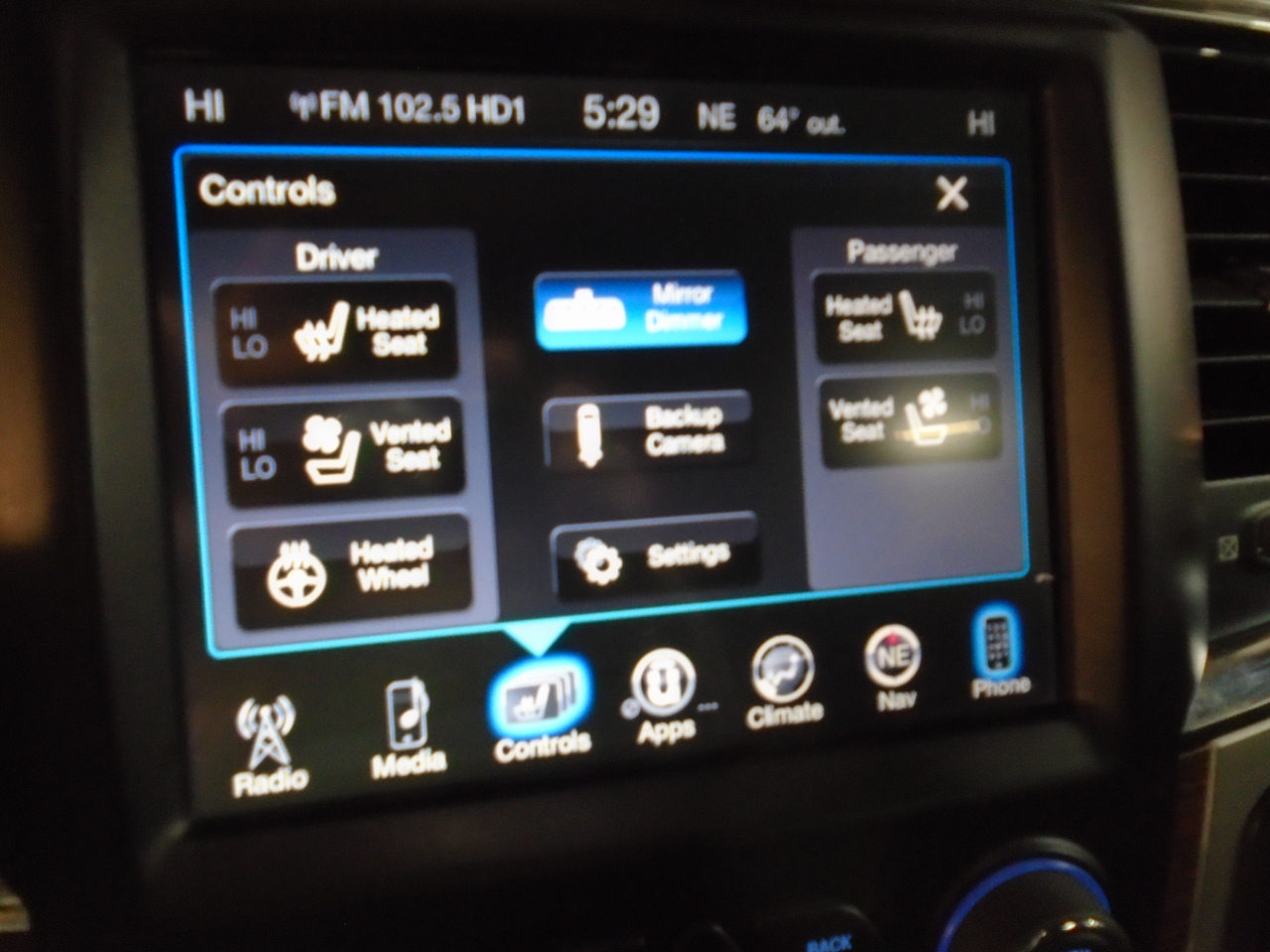 RAM 1500 Laramie Crew Cab SWB 4WD 2017