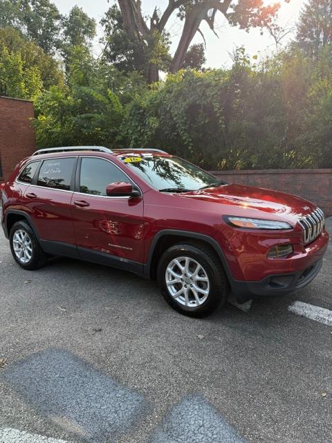 Jeep Cherokee Latitude 4WD 2016