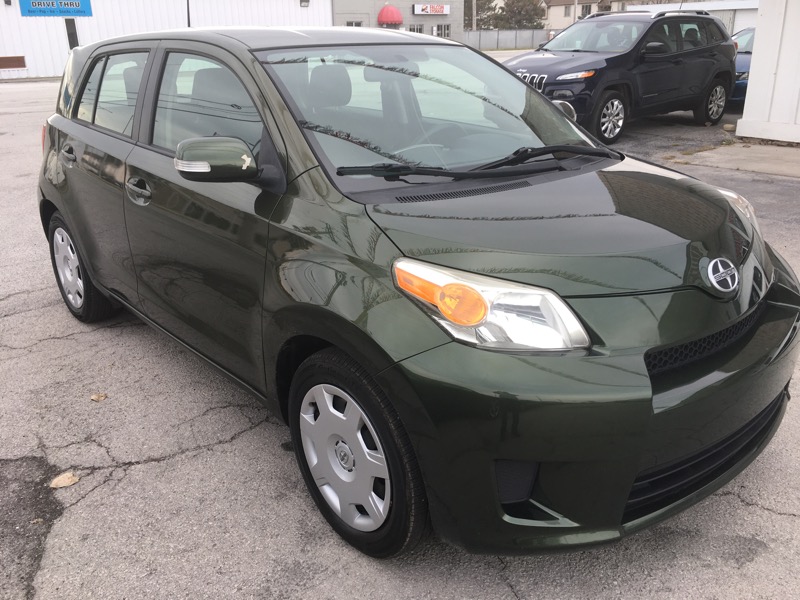 Used 2012 Scion xD 5Door Hatchback 5Spd MT for Sale in Bowling Green