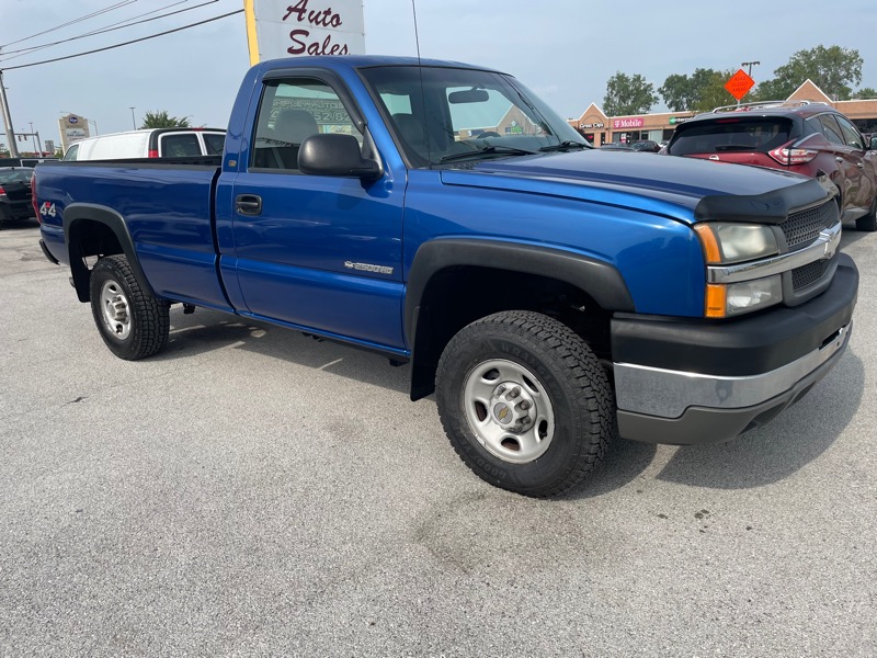 Used 2003 Chevrolet Silverado 2500HD 4WD for Sale in Bowling Green OH