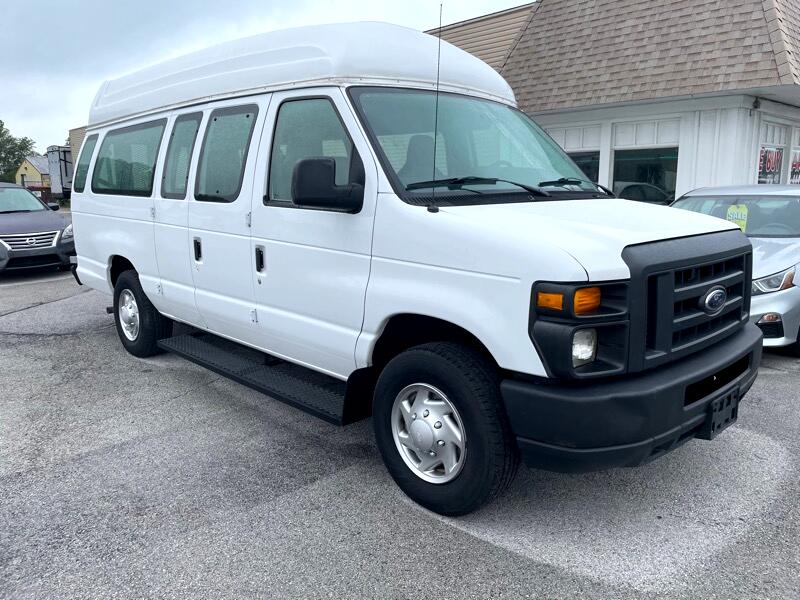 Ford Econoline E-250 Extended 2013