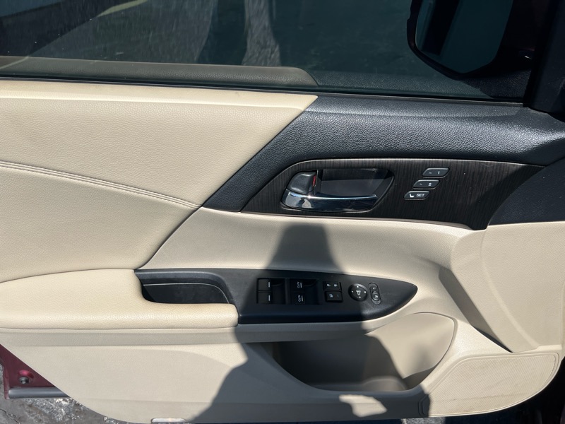 Honda Accord EX-L V6 Sedan AT 2015 Honda Accord EX-L V6 Sedan AT 2015