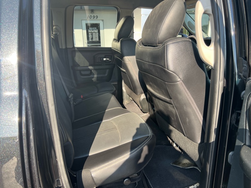 RAM 1500 Sport Quad Cab 4WD 2018 RAM 1500 Sport Quad Cab 4WD 2018