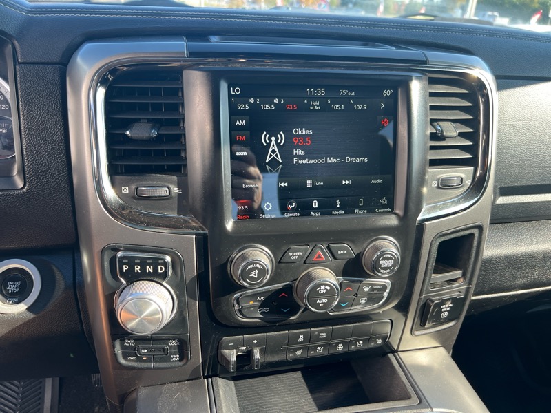 RAM 1500 Sport Quad Cab 4WD 2018 RAM 1500 Sport Quad Cab 4WD 2018