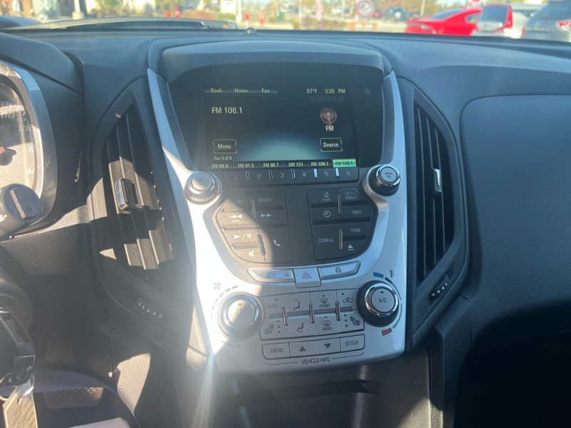 Chevrolet Equinox 2LT 2WD 2015 Chevrolet Equinox 2LT 2WD 2015