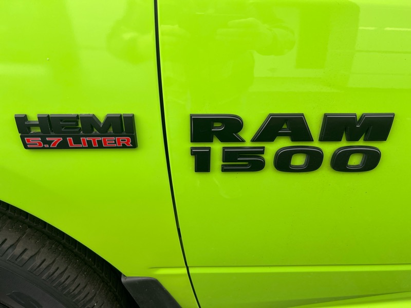 2017 Ram 1500 Sport photo 3