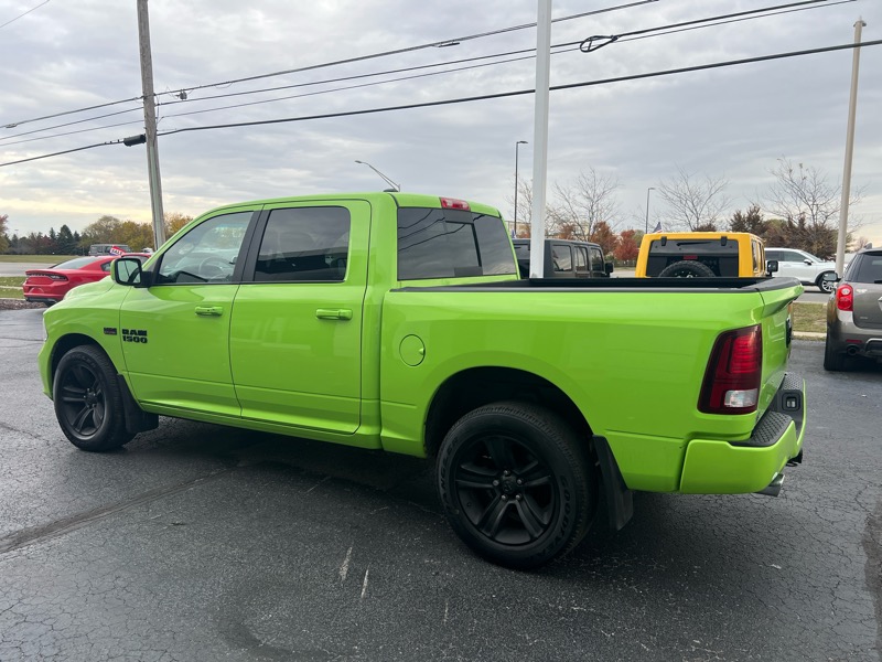 2017 Ram 1500 Sport photo 4
