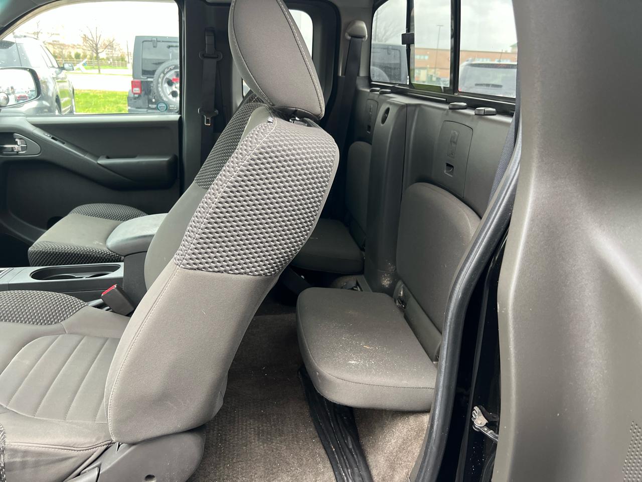 Nissan Frontier 4WD King Cab Auto PRO-4X 2013