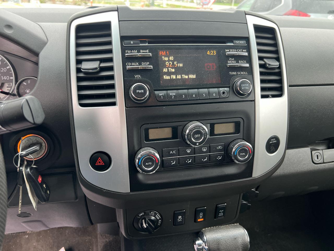 Nissan Frontier 4WD King Cab Auto PRO-4X 2013