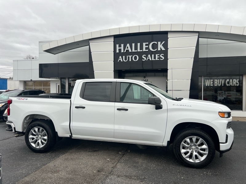 2019 Chevrolet Silverado 1500 Custom Crew Cab Short Box 4WD