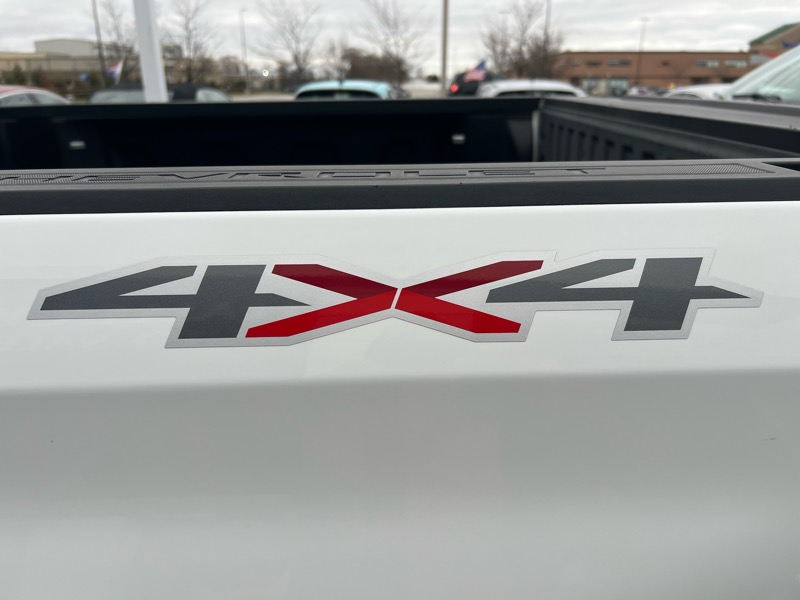 2019 Chevrolet Silverado 1500 Custom photo 4