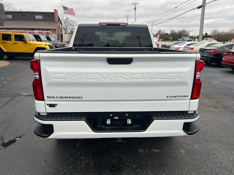Chevrolet Silverado 1500 Custom Crew Cab Short Box 4WD 2019