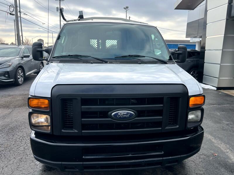 Ford Econoline E-250 2010
