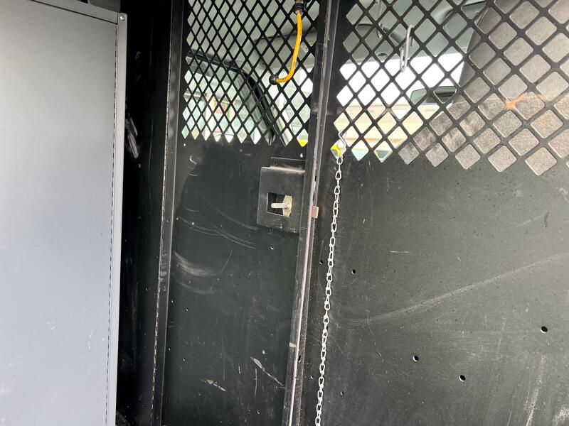 Ford Econoline E-250 2010