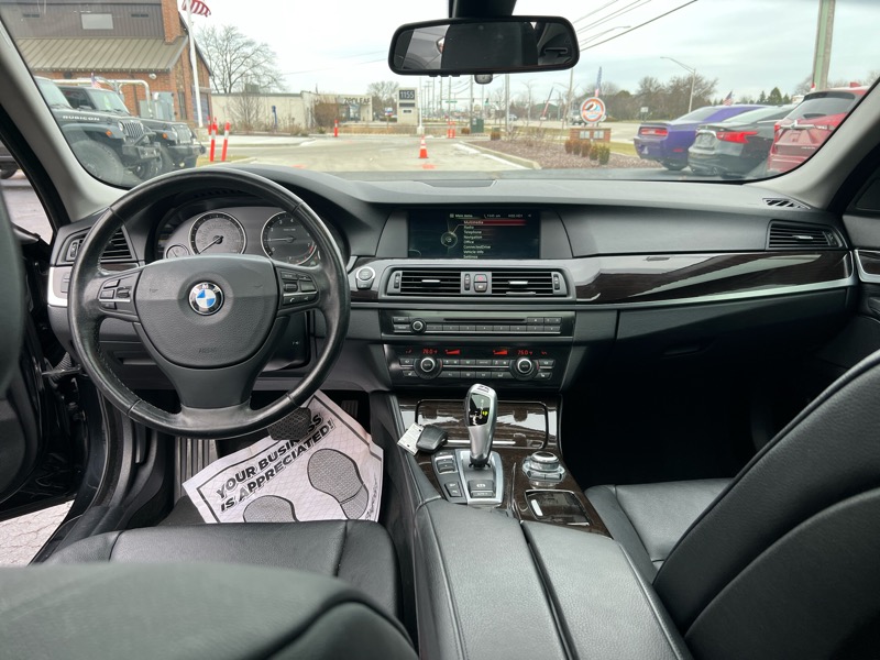 BMW 5-Series 535i xDrive 2013