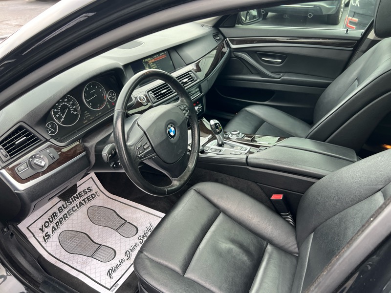 BMW 5-Series 535i xDrive 2013