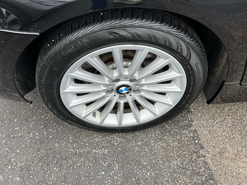 BMW 5-Series 535i xDrive 2013