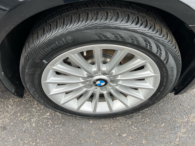 BMW 5-Series 535i xDrive 2013