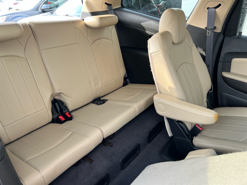 Chevrolet Traverse LTZ AWD 2010