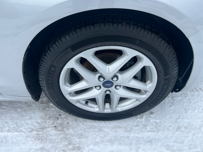 Ford Fusion SE 2016