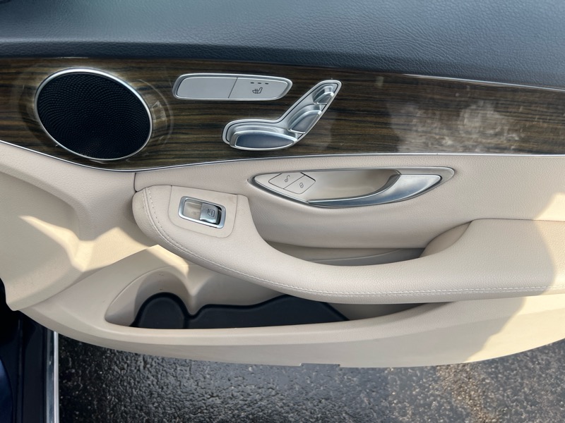 Mercedes-Benz C-Class C300 4MATIC Sedan 2017