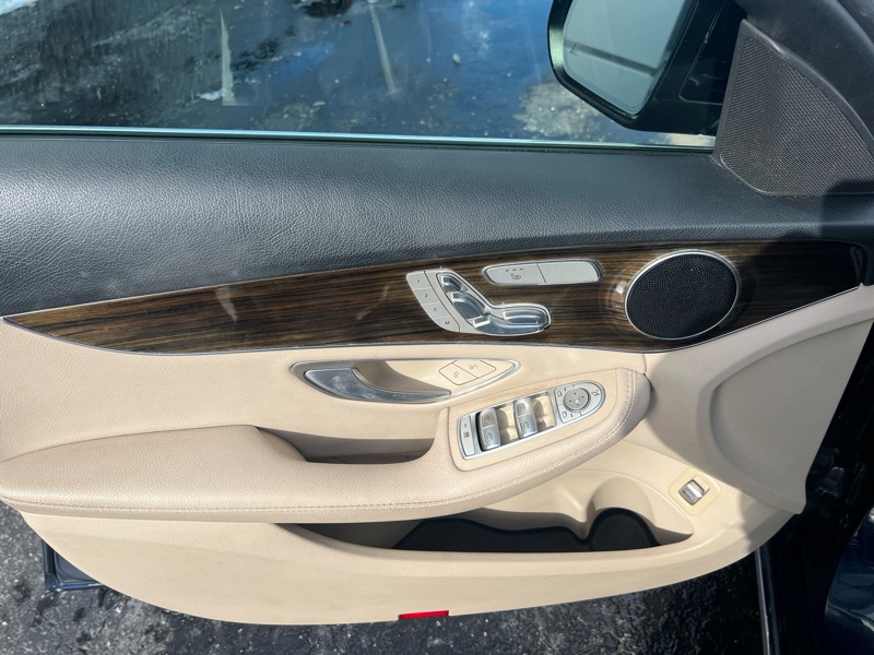 Mercedes-Benz C-Class C300 4MATIC Sedan 2017