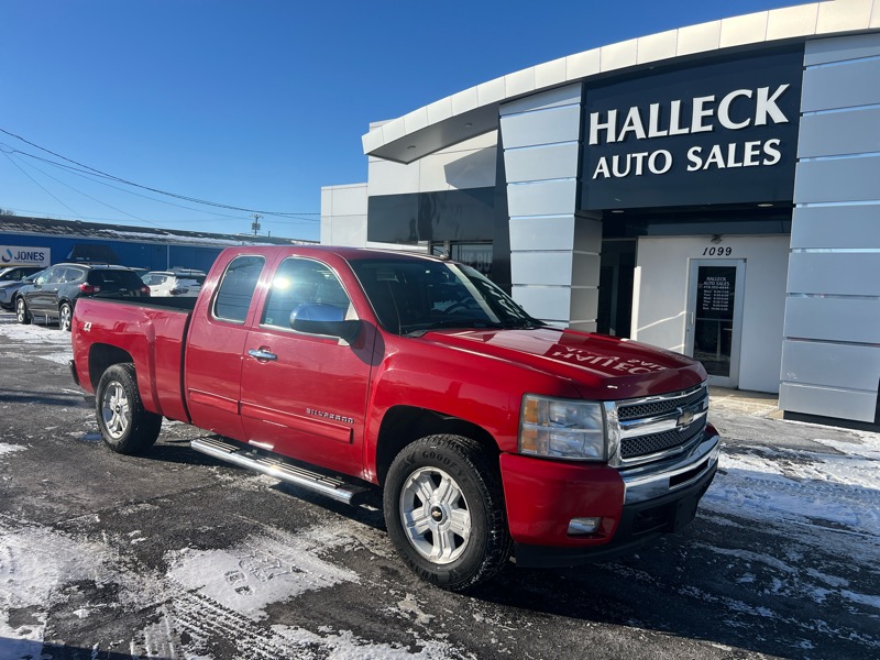 Chevrolet Silverado 1500 Ext Cab 143.5" WB 4WD Z71 2010