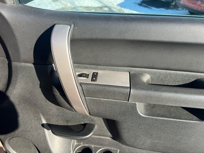 Chevrolet Silverado 1500 Ext Cab 143.5" WB 4WD Z71 2010