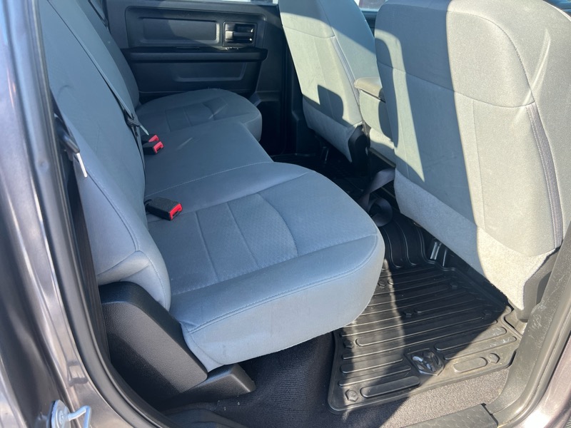 RAM 1500 Tradesman Crew Cab SWB 4WD 2018