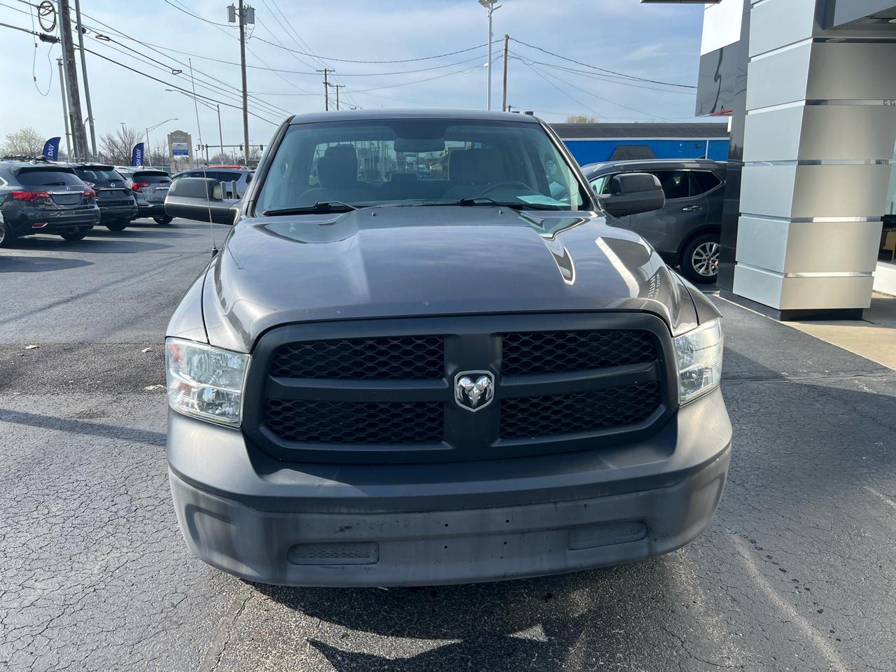 RAM 1500 Tradesman Crew Cab SWB 4WD 2018