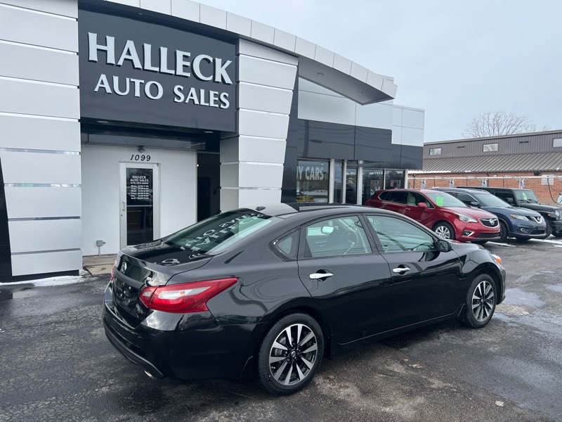 Nissan Altima 2.5 SV 2018