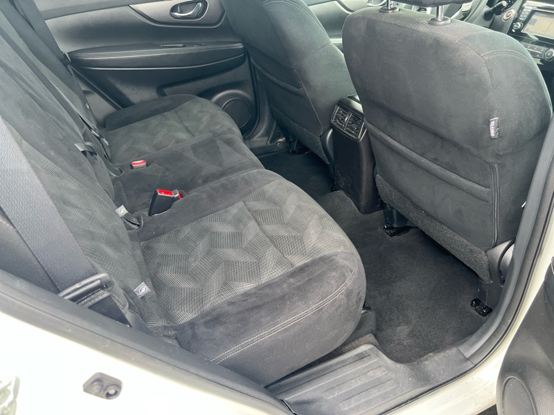 Nissan Rogue SV 4D SUV AWD 2016