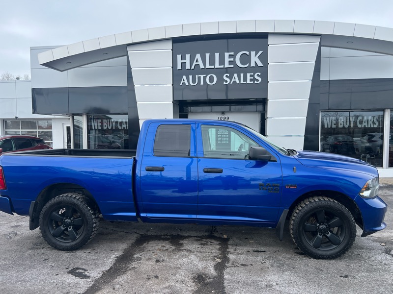 RAM 1500 Classic Tradesman Quad Cab 4WD 2019
