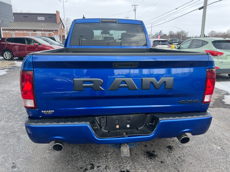RAM 1500 Classic Tradesman Quad Cab 4WD 2019