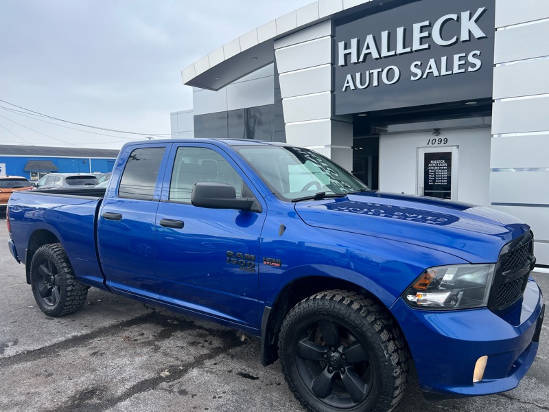 RAM 1500 Classic Tradesman Quad Cab 4WD 2019