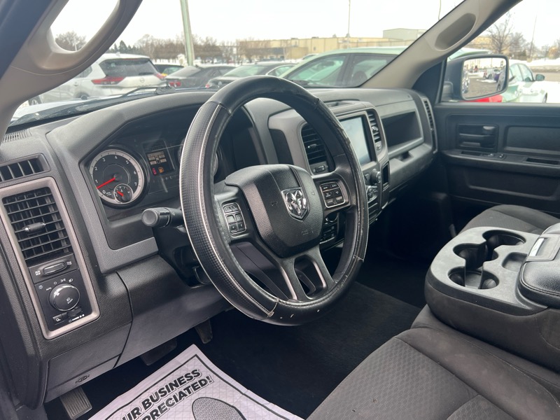 RAM 1500 Classic Tradesman Quad Cab 4WD 2019