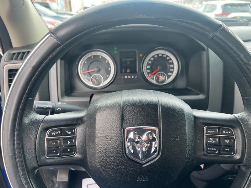 RAM 1500 Classic Tradesman Quad Cab 4WD 2019
