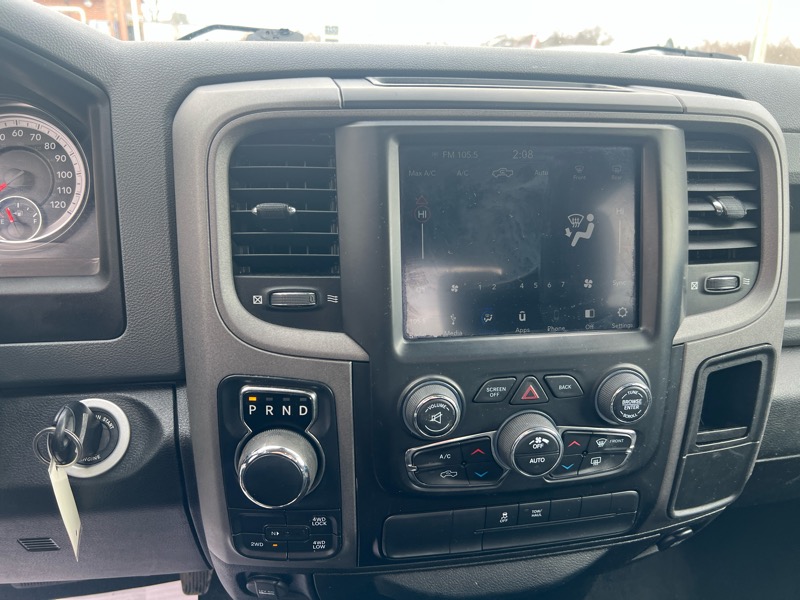 RAM 1500 Classic Tradesman Quad Cab 4WD 2019