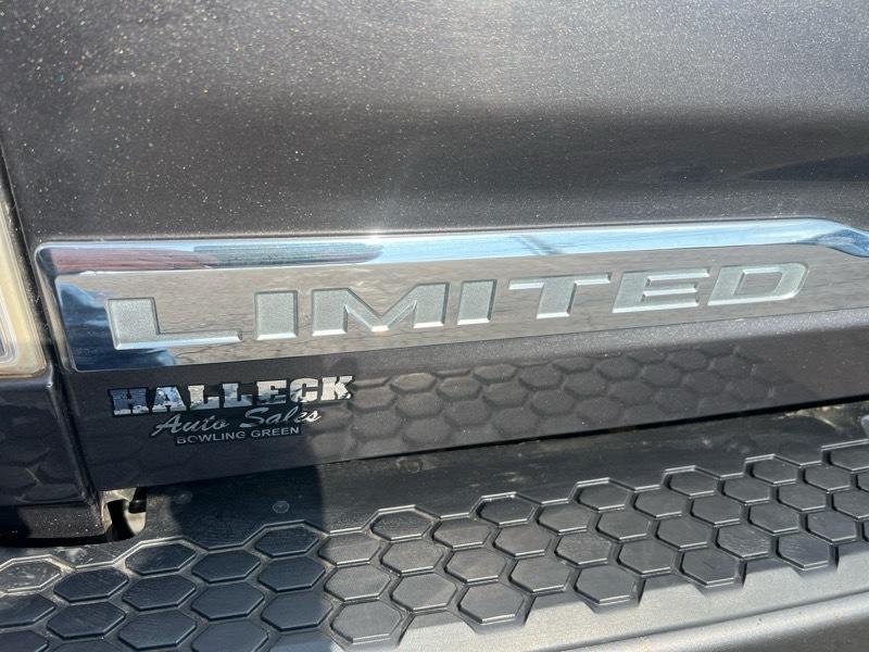 RAM 1500 Longhorn Crew Cab SWB 4WD 2017