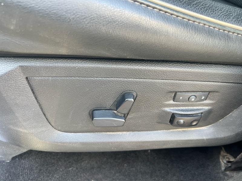 RAM 1500 Longhorn Crew Cab SWB 4WD 2017