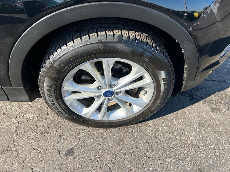 Ford Escape SE FWD 2017