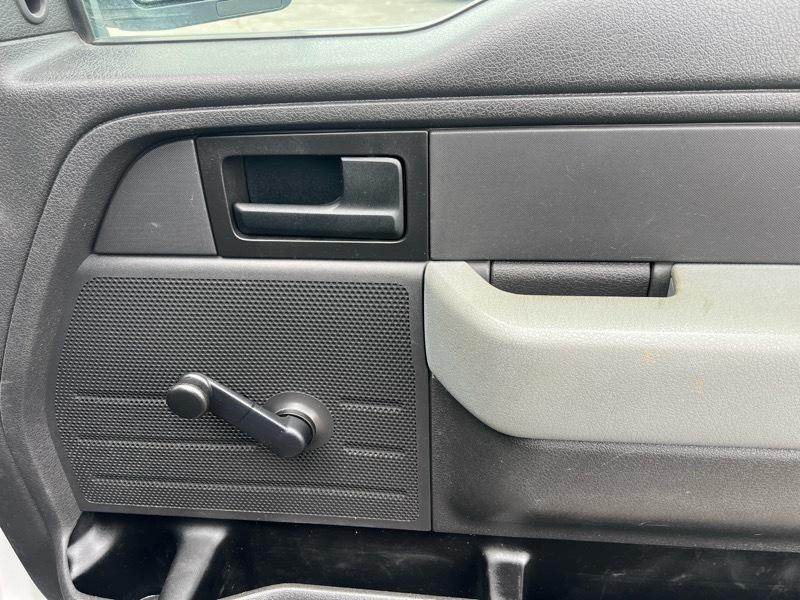 Ford F-150 2WD SuperCab 145" XL 2014